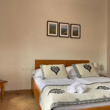 Wojciechowo Bed & Breakfast